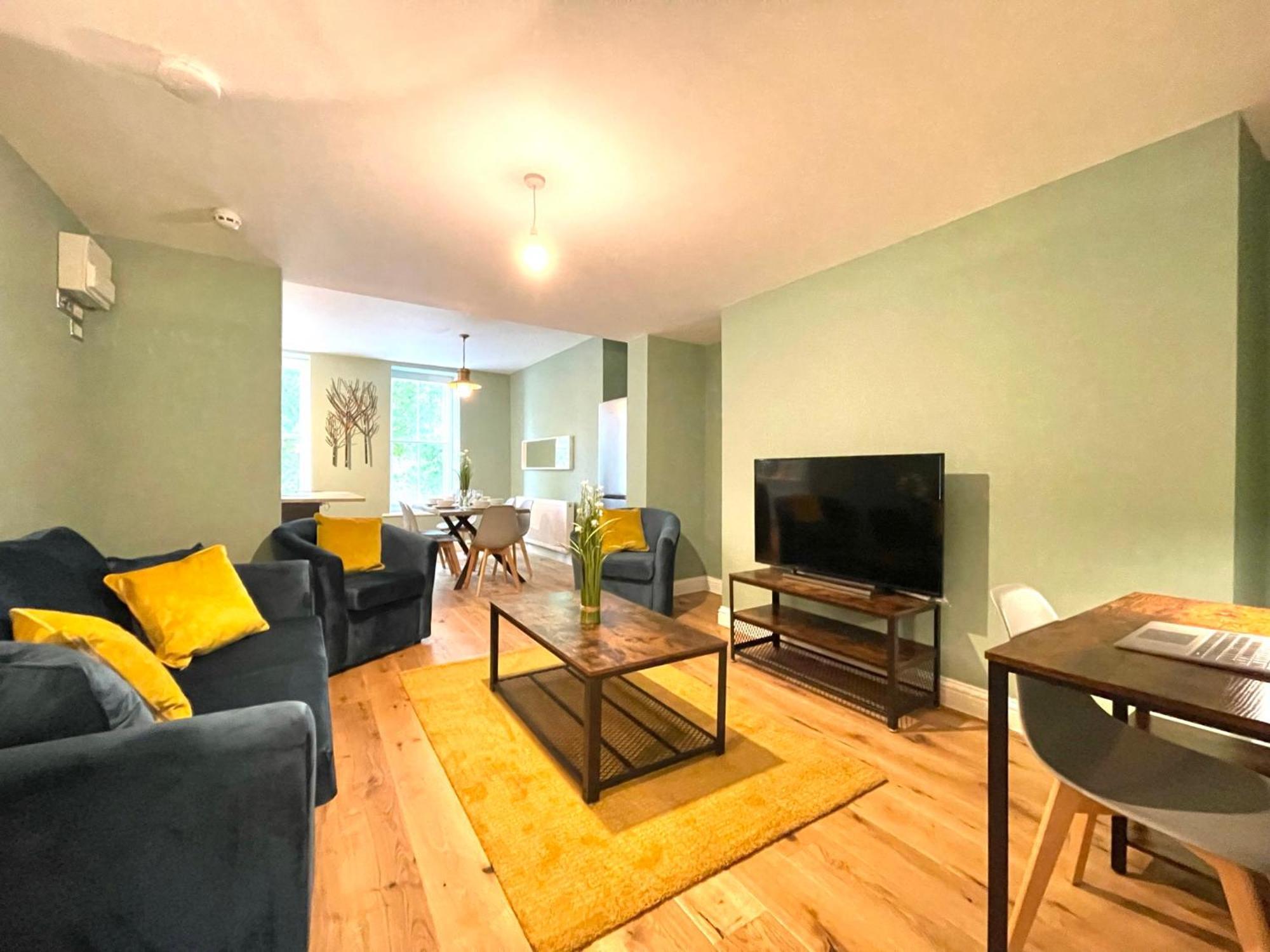 2 Bedroom Apartments Stopoverz Μπρίστολ Εξωτερικό φωτογραφία